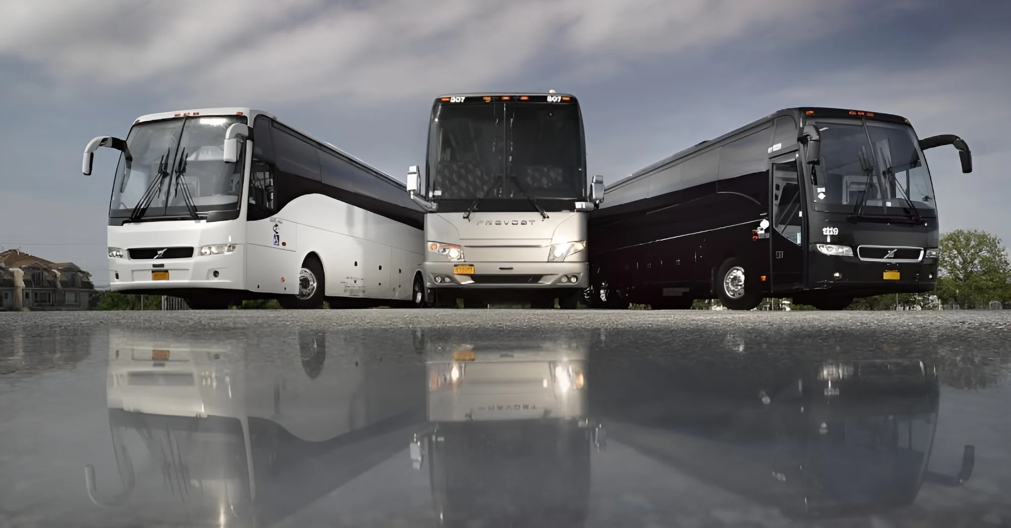 Top Charter Bus Rentals for Events, Airport Transfers, and City Tours