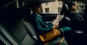 15 Benefits of Hiring a Chauffeur Service for Corporate Travel