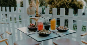 Discover Best Brunch Spots in Houston with Our Car Service