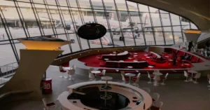 Top Houston Airport Lounges for a Relaxing Travel Experience